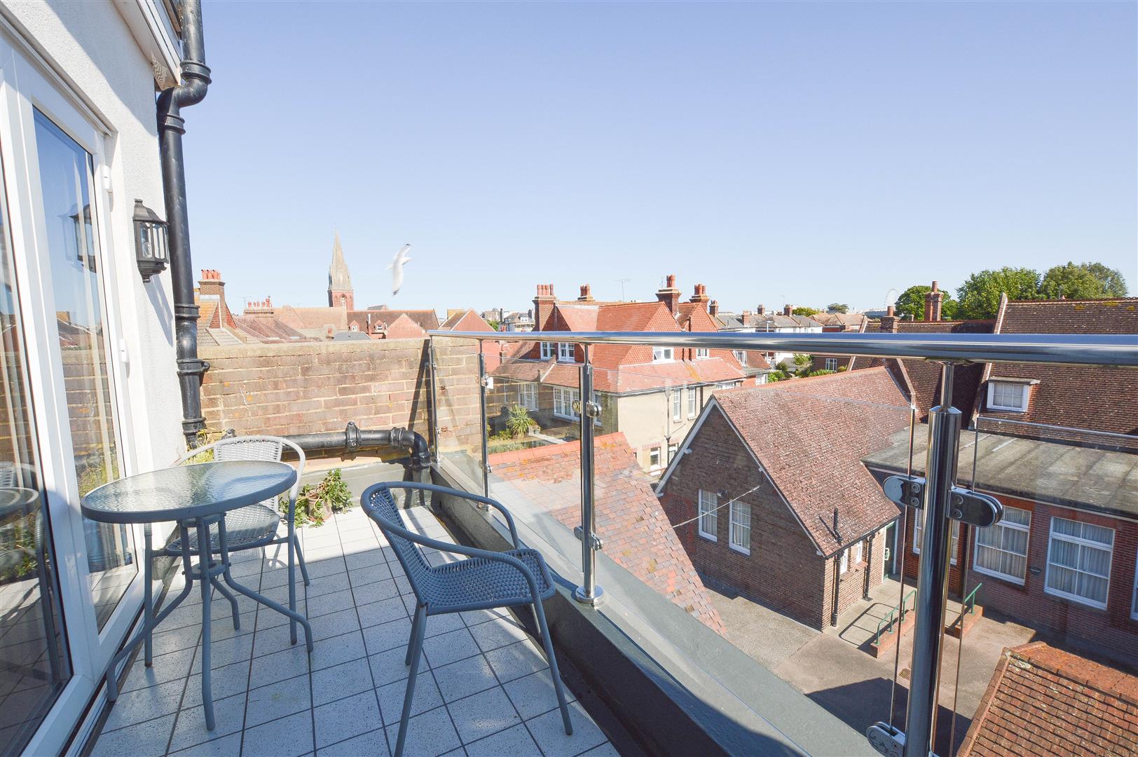 Property Details for Gloucester Mews Eastbourne East Sussex BN21 4XH